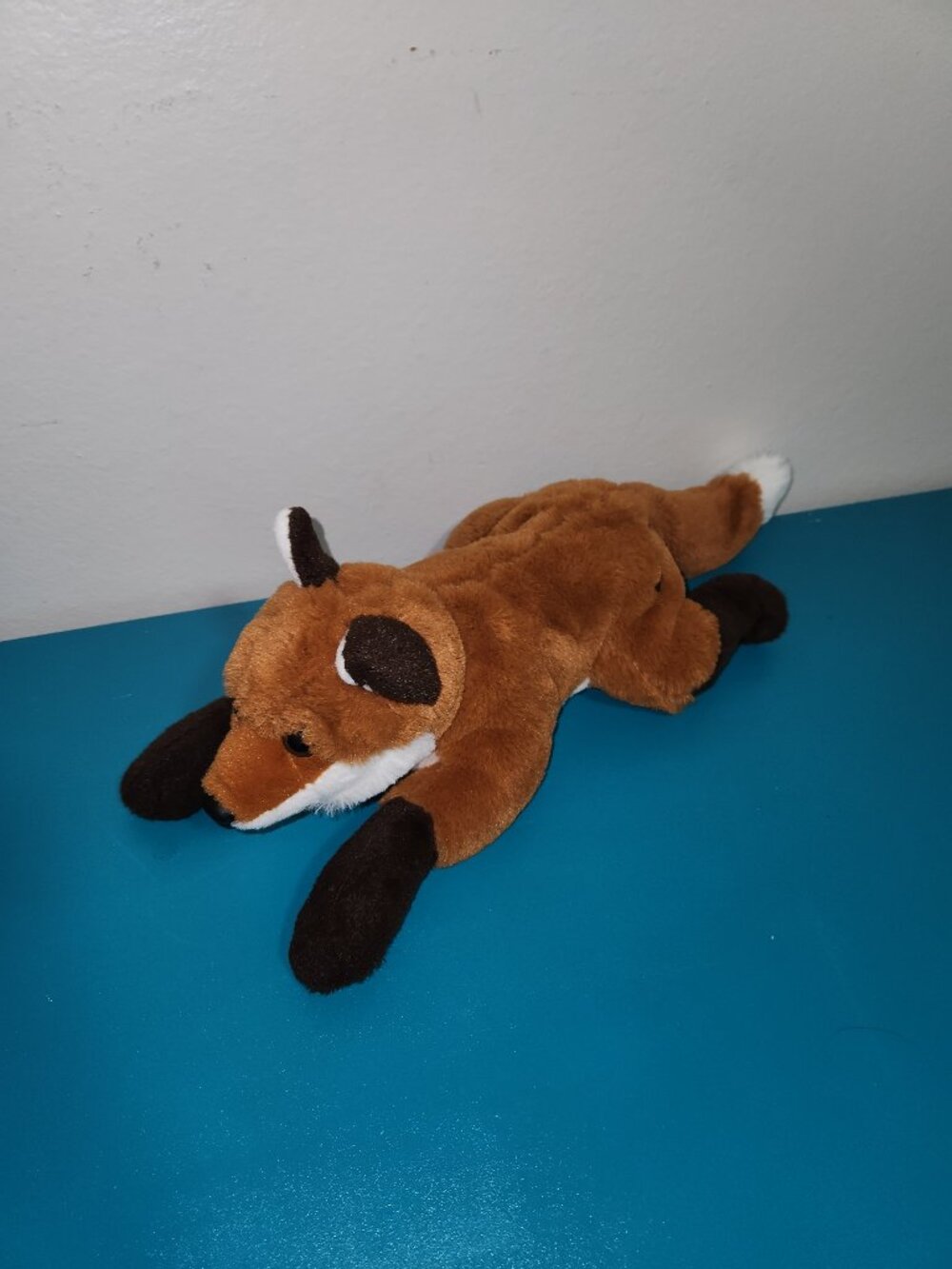 FAO Schwarz Red Fox Plush Stuffed Animal Laying Fox Woodland Toy